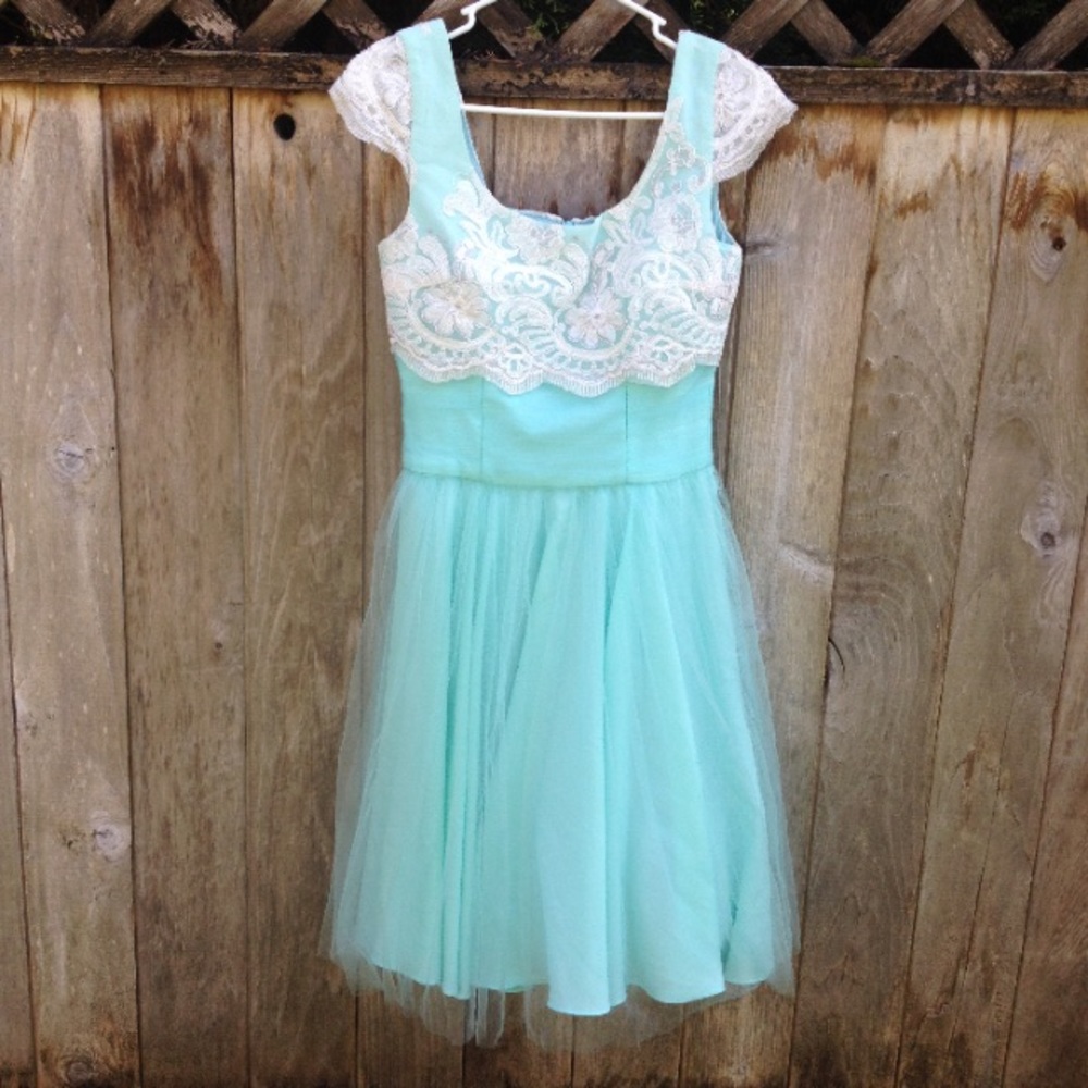 Modcloth dress