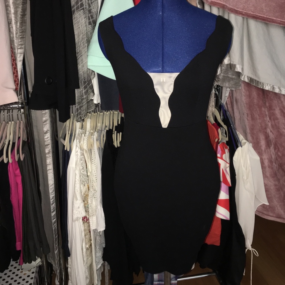 Small sweetheart neckline black dress