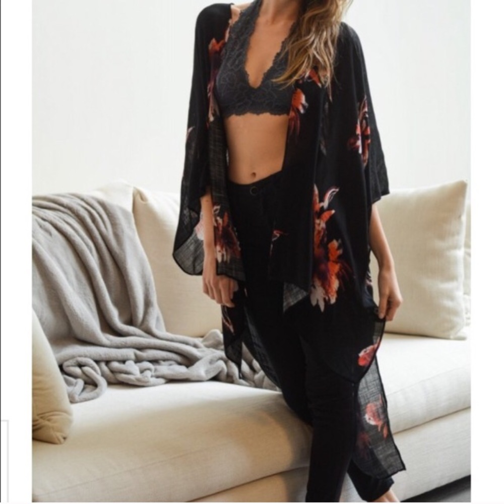New Floral Print Boho Cute Kimono (Various Colors) - Picture 2 of 8