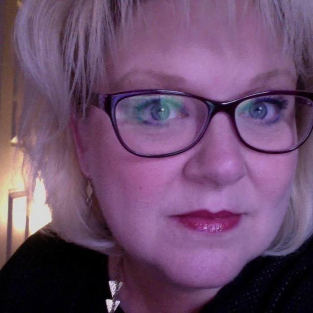 Meet your Posher, Elisabeth