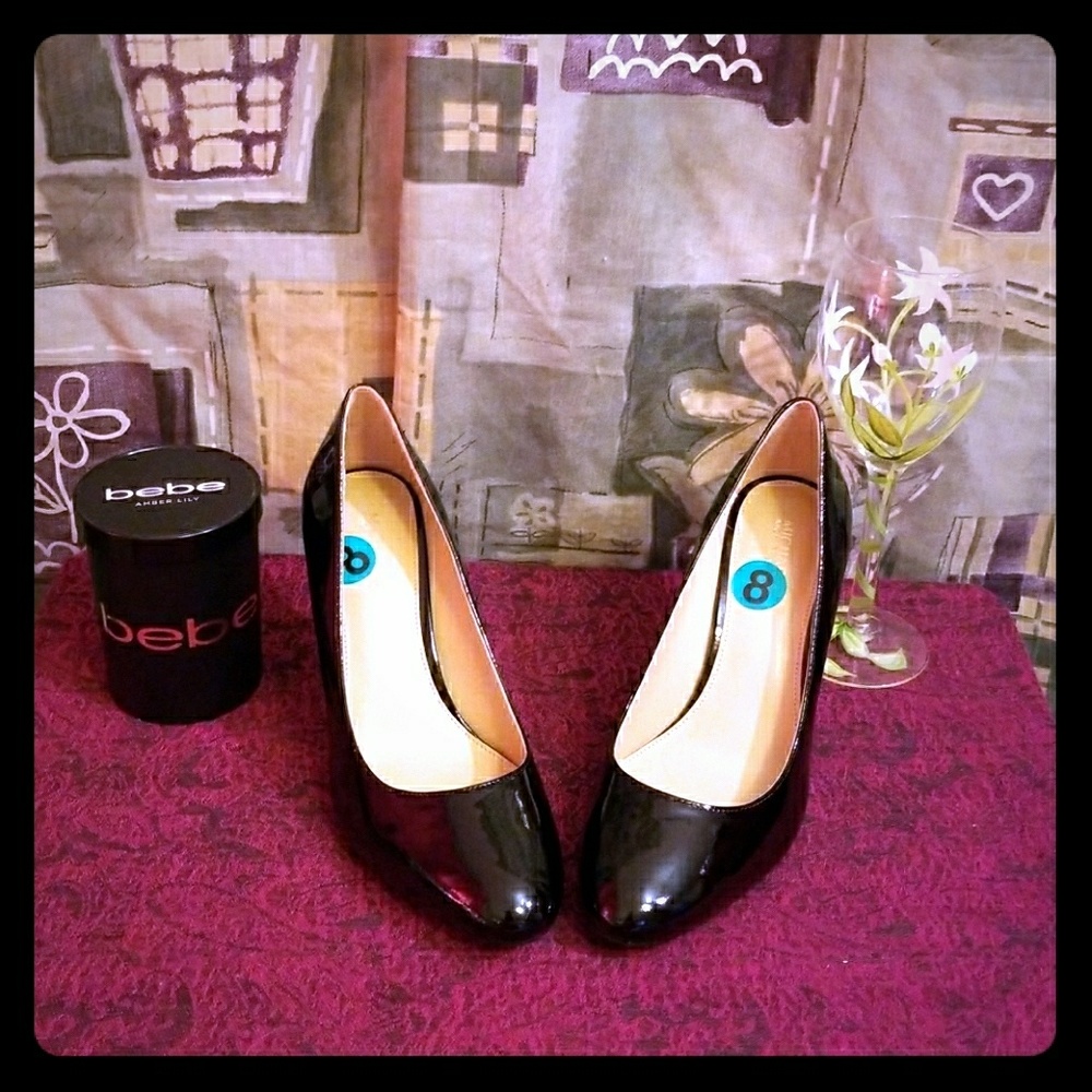 Make me an offer NWOT Michael Kors black heels