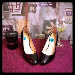 Make me an offer NWOT Michael Kors black heels