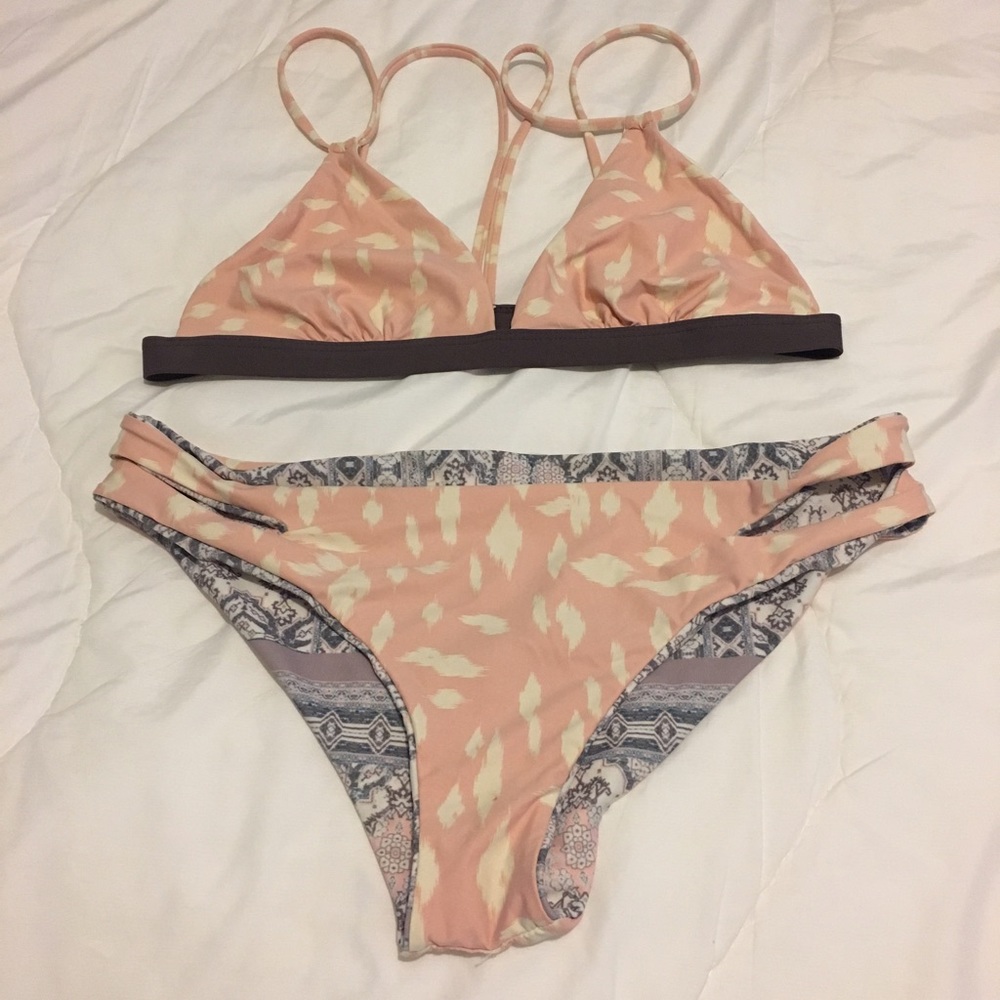 L*Space Bikini Peach/Pebble Reversible