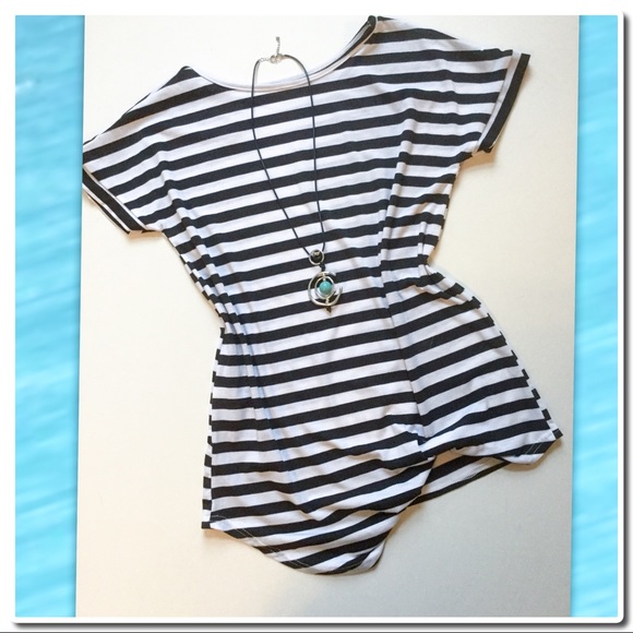 CCO Gathered Hem Striped Tee - Picture 5 of 7