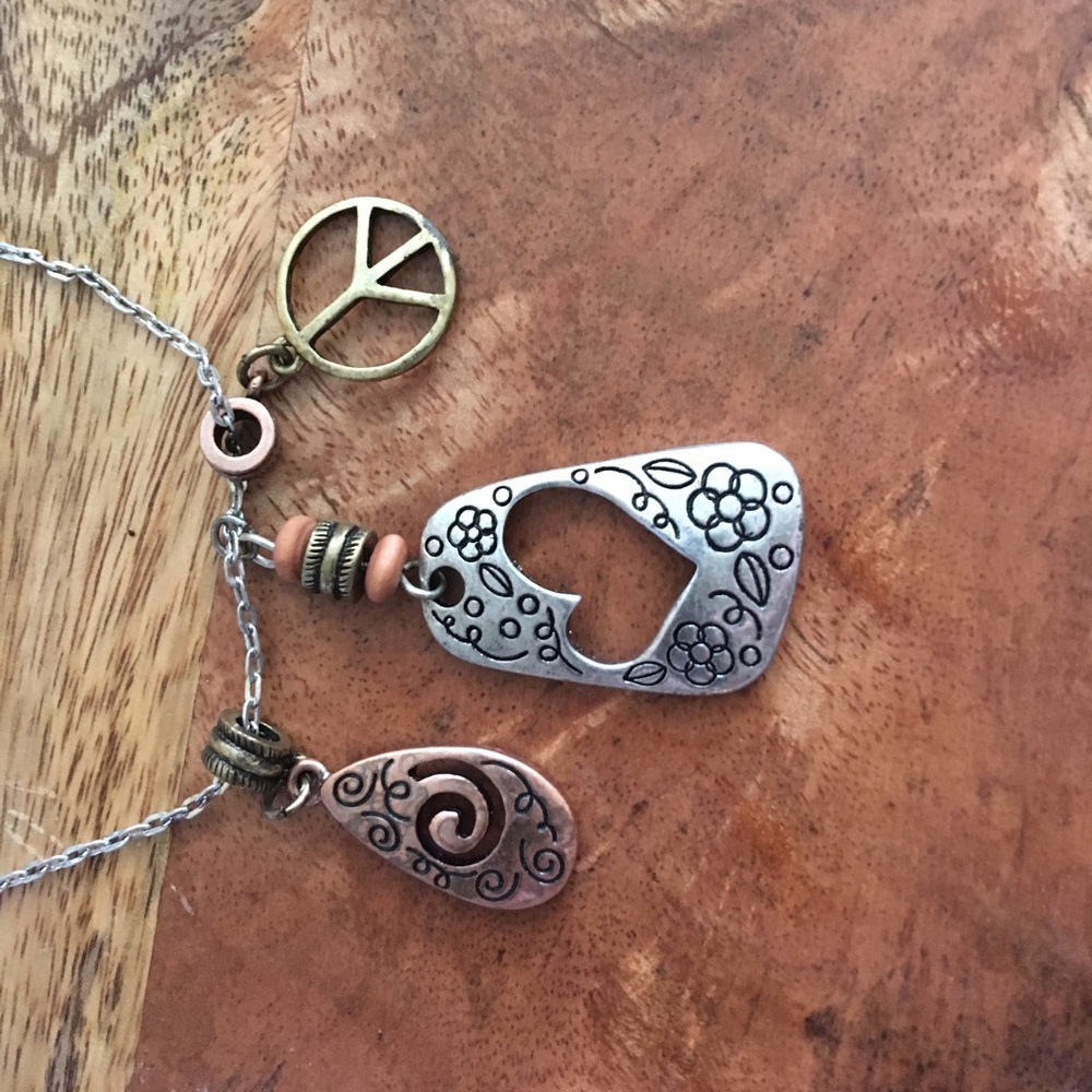 Lia Sophia necklace - Picture 2 of 5