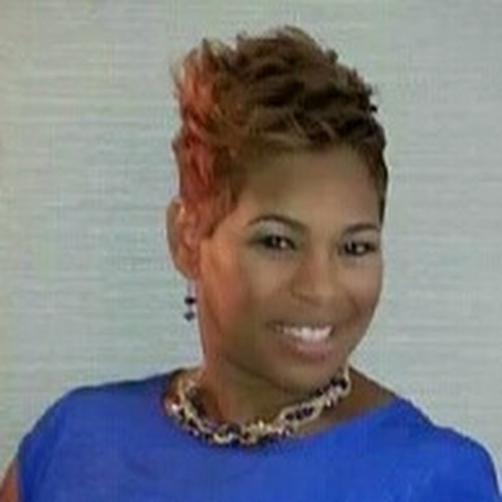Meet your Posher, Monique