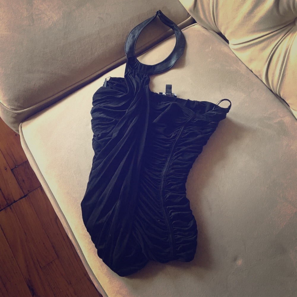 Sexy Bebe halter pullover