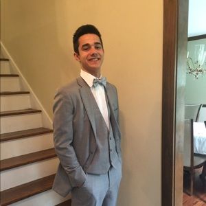 Meet your Posher, Ross