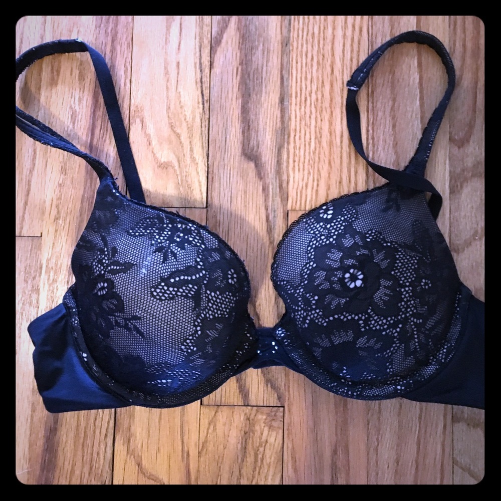 ⚡️Flash sale⚡️Maidenform bra 34B