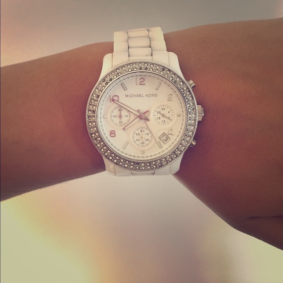 Michael Kors ceramic watch - Picture 1 of 2
