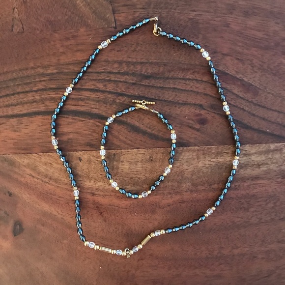 Gray metallic chrome bead necklace & bracelet set - Picture 2 of 7