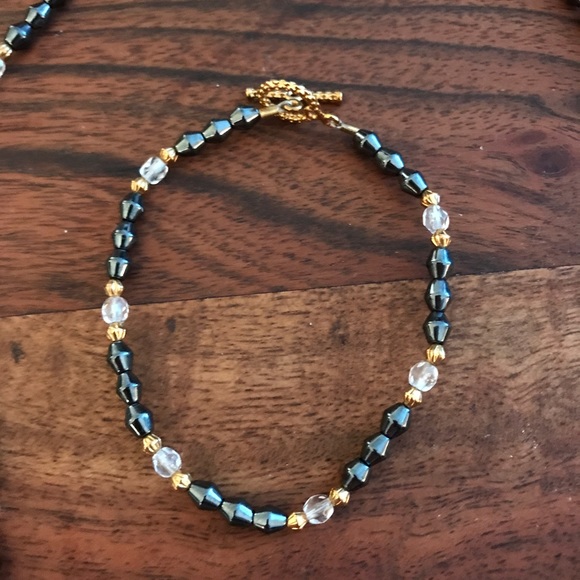 Gray metallic chrome bead necklace & bracelet set - Picture 3 of 7