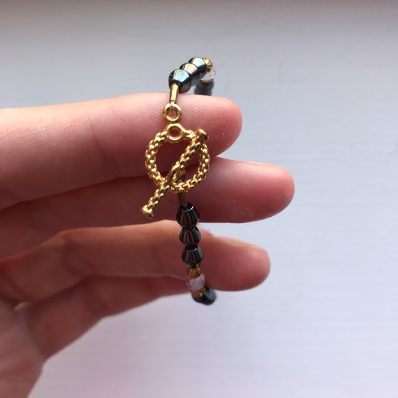 Gray metallic chrome bead necklace & bracelet set - Picture 5 of 7