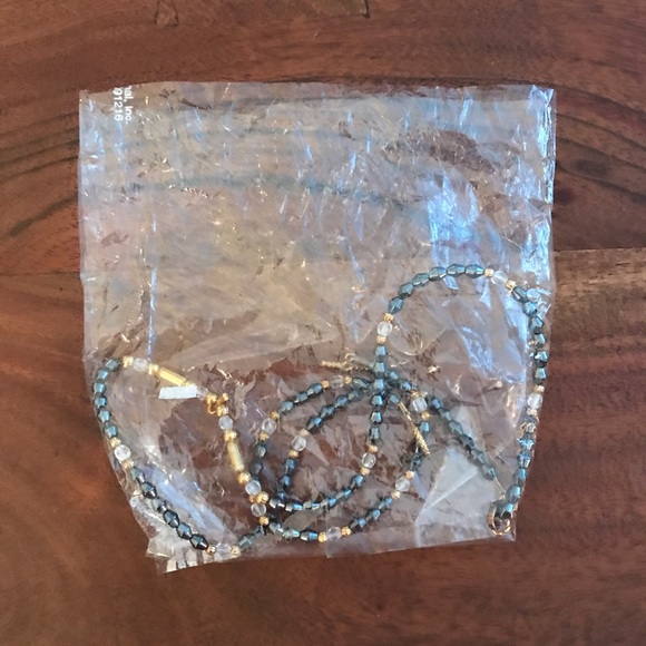 Gray metallic chrome bead necklace & bracelet set - Picture 7 of 7