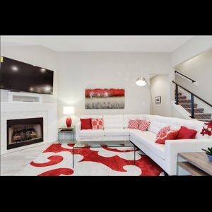 Meet your Posher, Robin