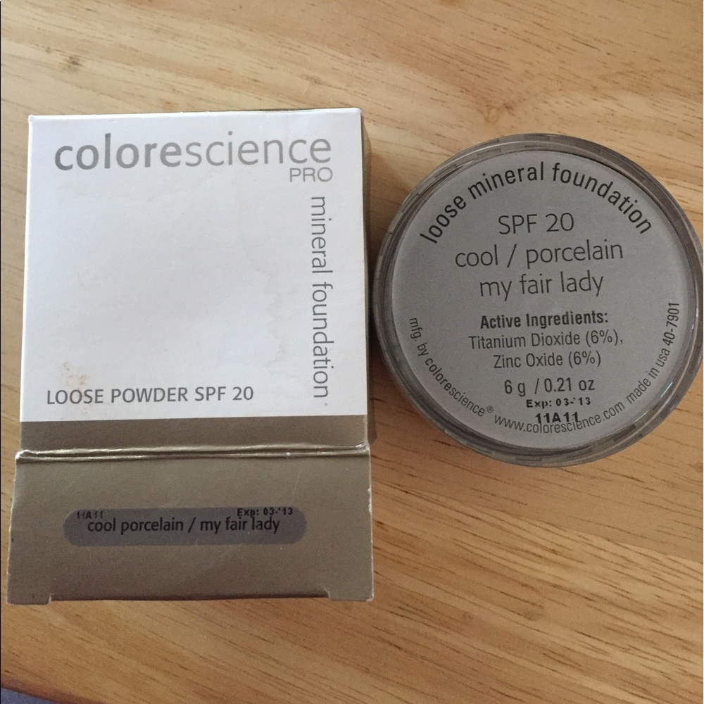 NEW Colorescience Loose Powder-  COOL PORCELAIN