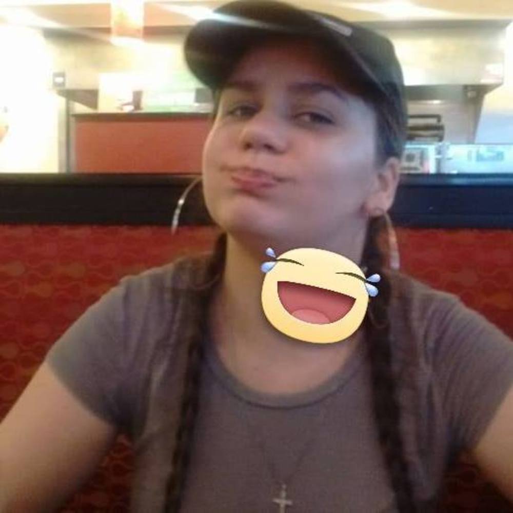 Meet your Posher, Angelia