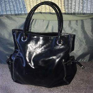 Black shoulder bag