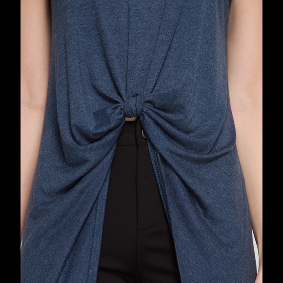 Edgy high-low top - Picture 3 of 3