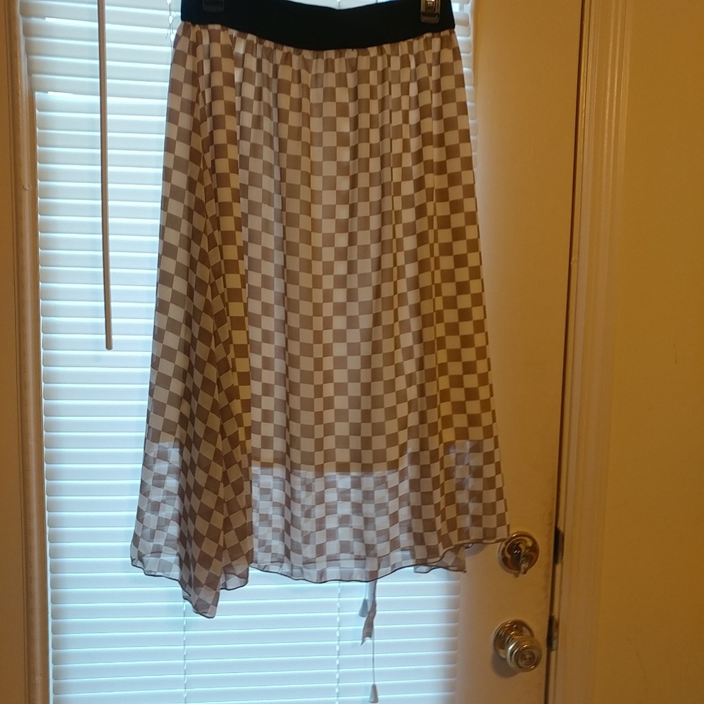 *REDUCED* EUC LULAROE a-line. Lola skirt.