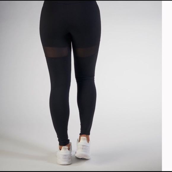 GYMSHARK X Nikki Blacketter Leggings - Picture 3 of 3