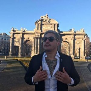 Meet your Posher, Aaron