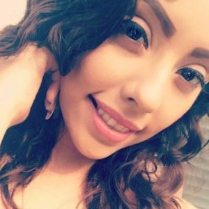 Meet your Posher, Noemi