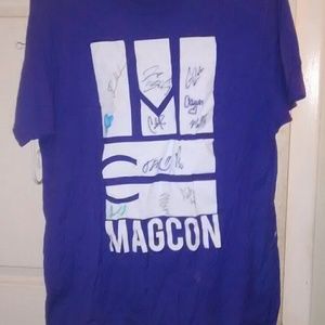 Signed magcon  tour tee