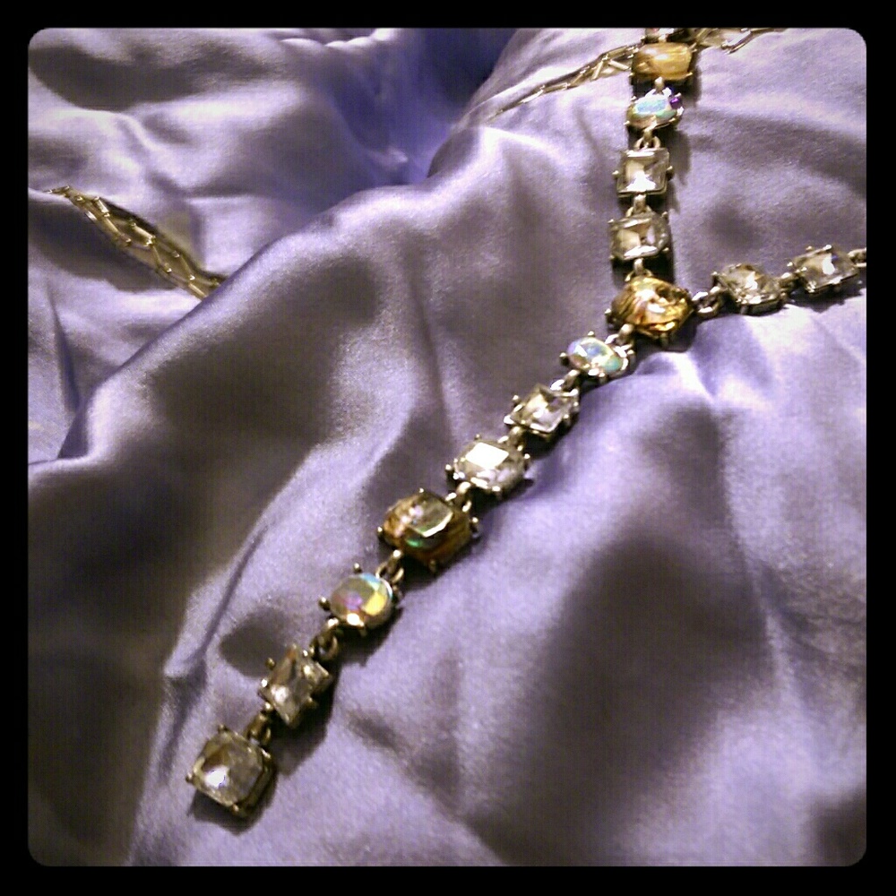 Rhinestone y necklace