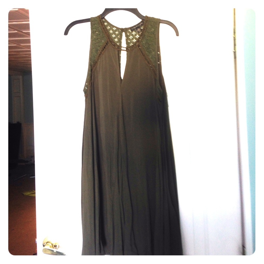 Sleeveless summer dress