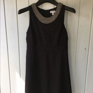 Flawless and timeless maternity dress