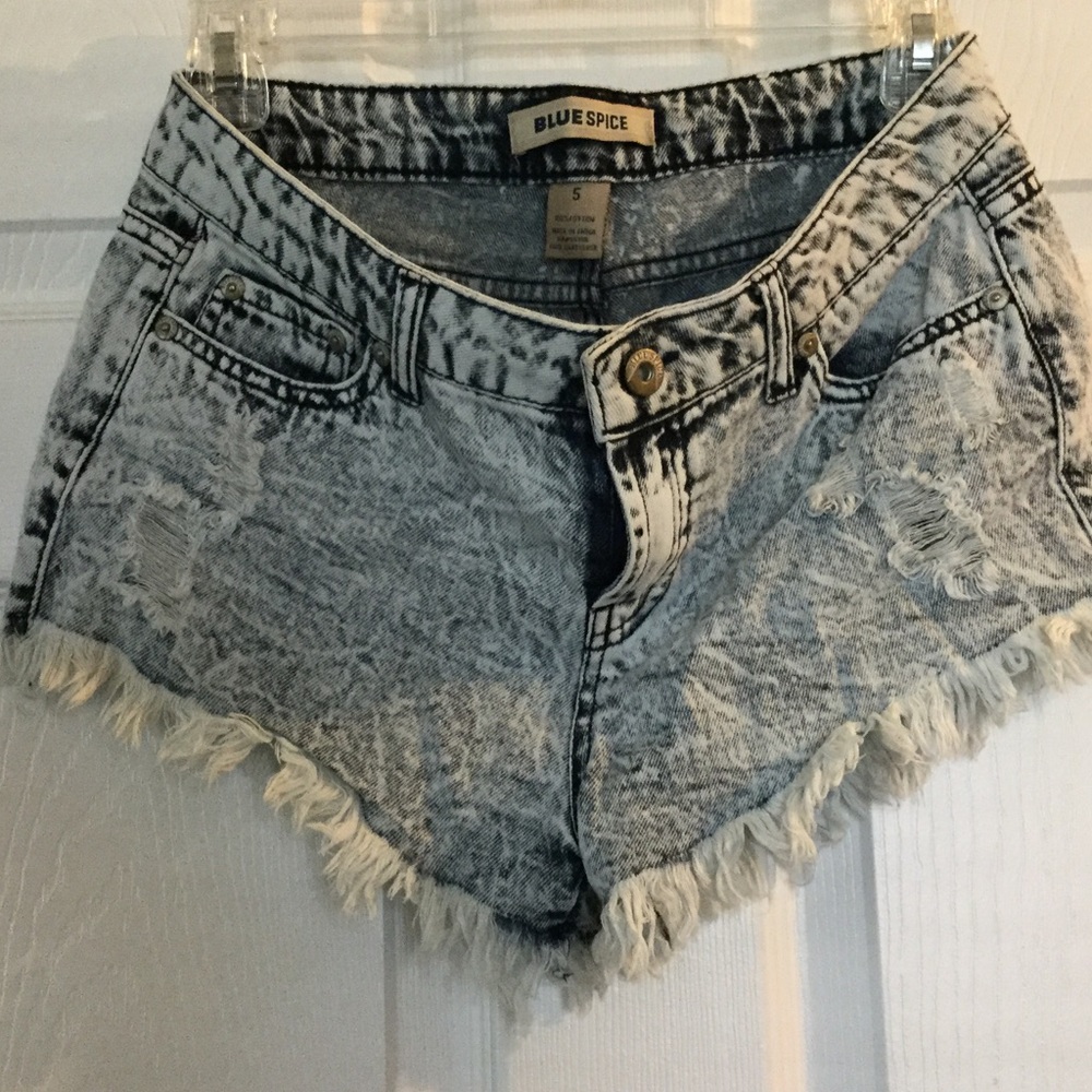 Short shorts