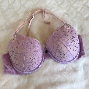 📦MOVING SALE📦Sexy Little Things VS Lavender Bra