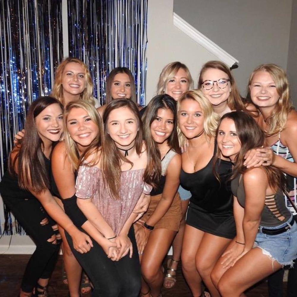 Meet your Posher, Kaylie