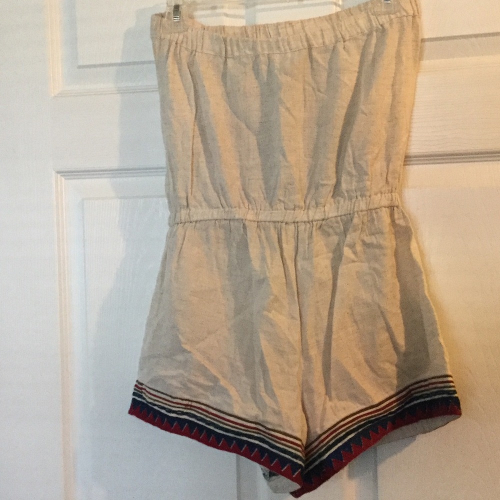 Short romper - Picture 2 of 2