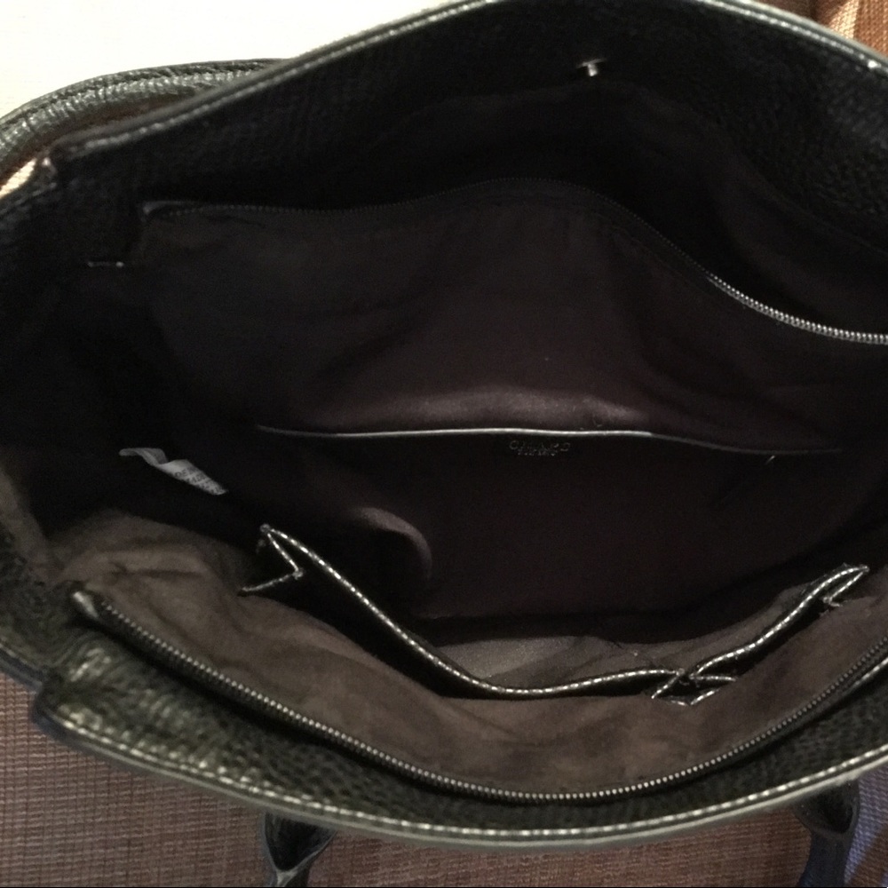 👜 - Picture 4 of 4