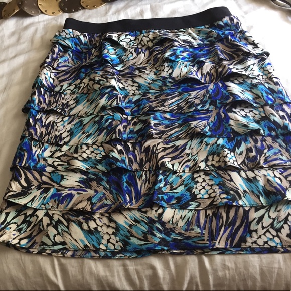 Skirt - Picture 1 of 3