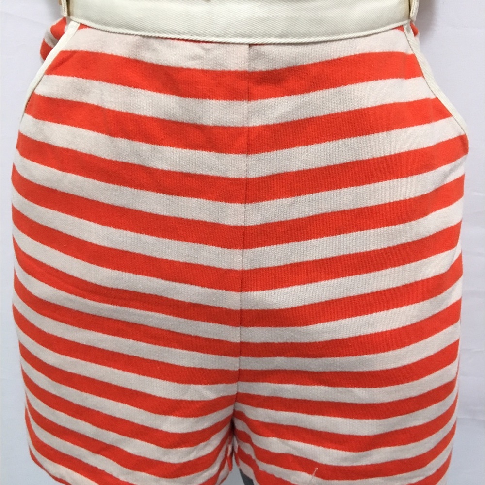 🥂Stripe like Shorts