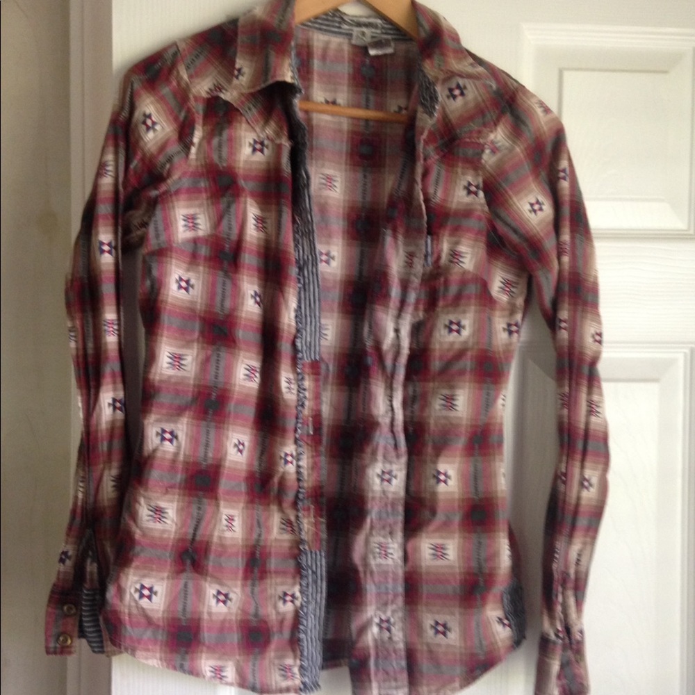Gimmicks button down