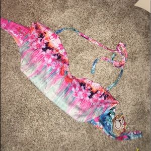 NWT bikini top