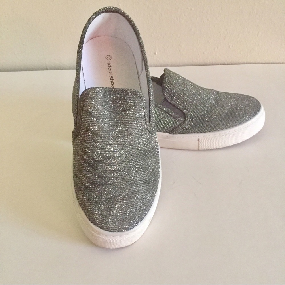 Charcoal gray glitter sneakers