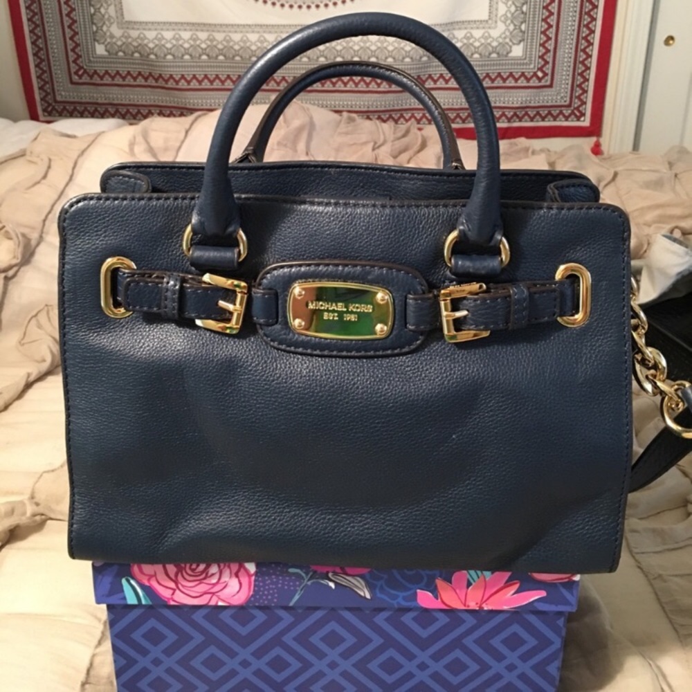 Michael Kors medium size