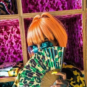 Meet your Posher, Leshea