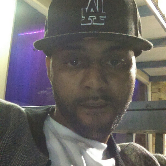 Meet your Posher, Jay - Picture 1 of 1