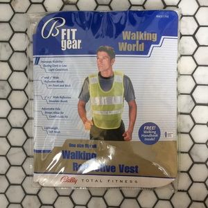 3️⃣ for 3️⃣0️⃣! Reflective running vest