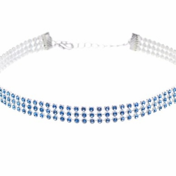 Beautiful Blue Rhinestone Choker - Picture 6 of 6