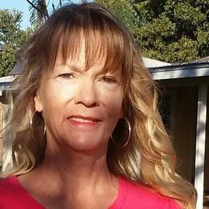 Meet your Posher, Paula