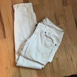 White Aztec detail stretch jeansEVERYTHING MUST GO