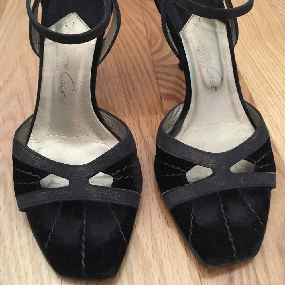 Black Leather & Velvet Kenneth Cole Heels
