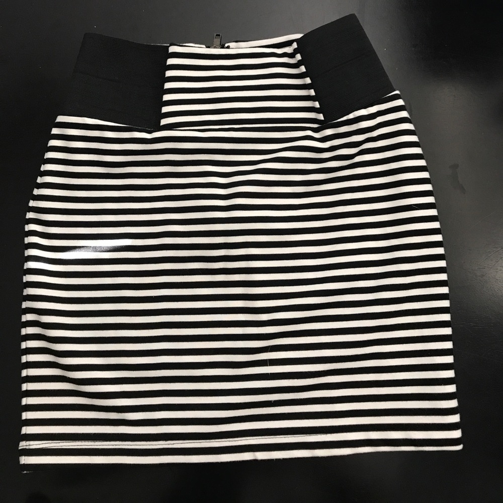Black and white mini skirt